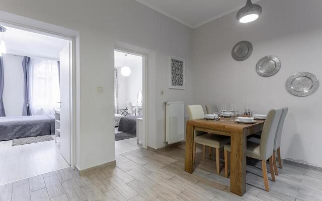 Goldcentral Apartment Grand Boulevard