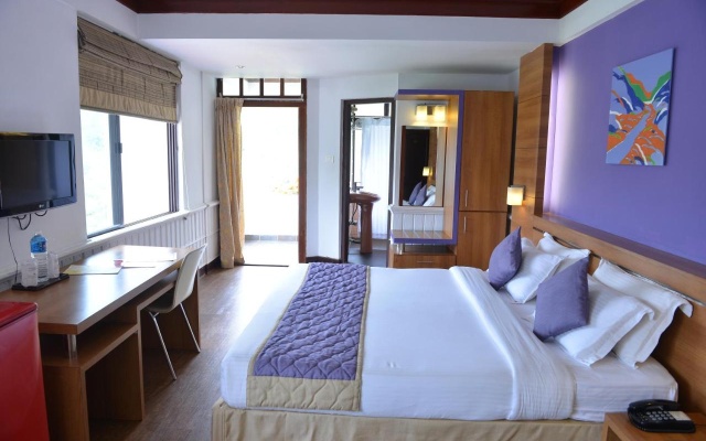 Westwood Riverside Garden Resort – Guest Rooms – Munnar