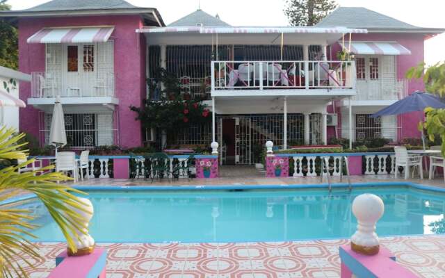 Hibiscus Hostel