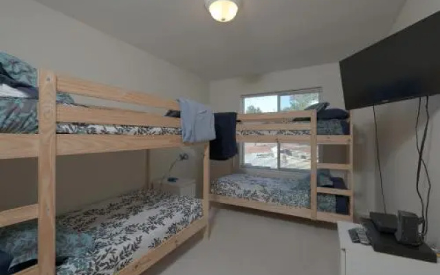 Gearhart Lakefront Vacation Rental