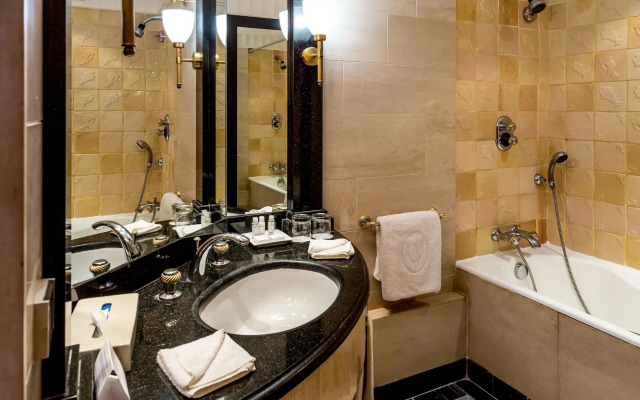 Golden Carthage Hotel & Residence