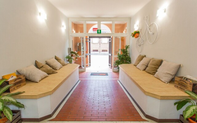 Student's Hostel Estense