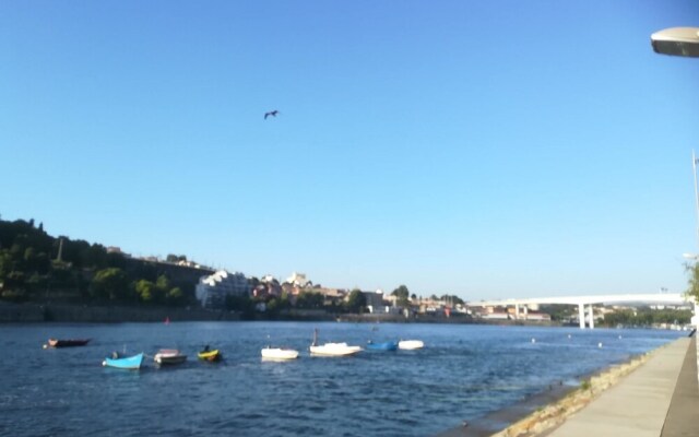 Apartment With 2 Bedrooms in Vila Nova de Gaia, With Wonderful City Vi