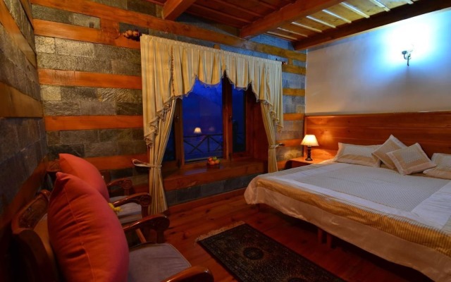 Himalayan Kothi Kais