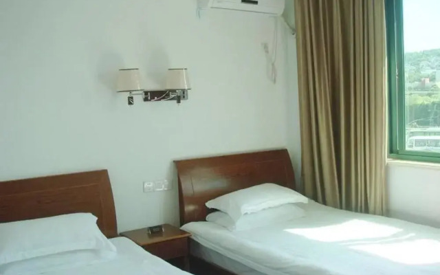 Enning Hotel