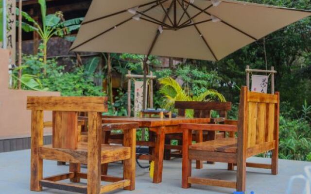 Yueting Hot Spring B&B