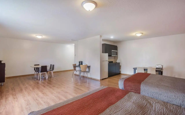 Motel Bo (Camrose)