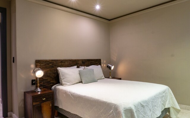 Lotus 2 Condo One Block Away from Mamitas Beach Club by RedAwning