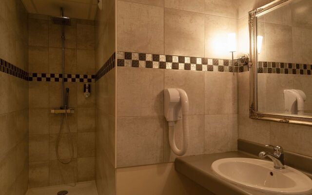 Brit Hotel Confort Alexia La Souterraine