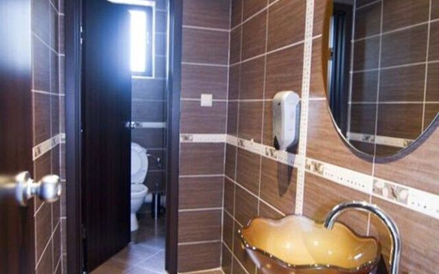 Salena Plaza Hotel