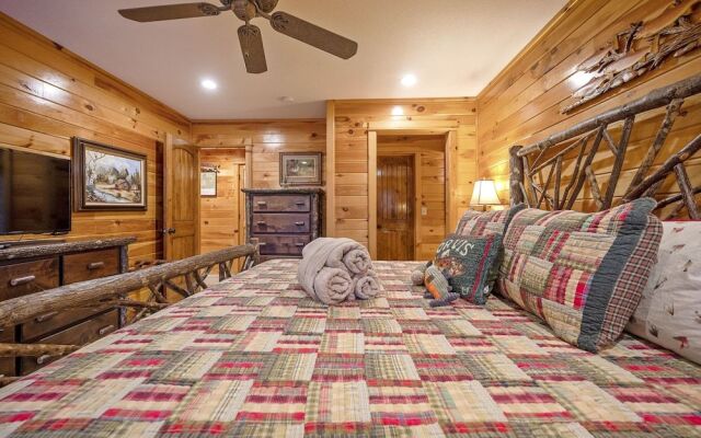 Chautauqua 2 Bedroom Cabin by Redawning