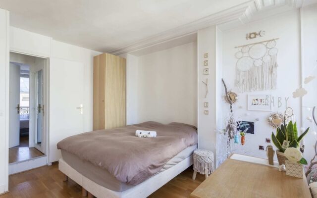 Super Cozy Home For Up To 4 Guests In Les Halles