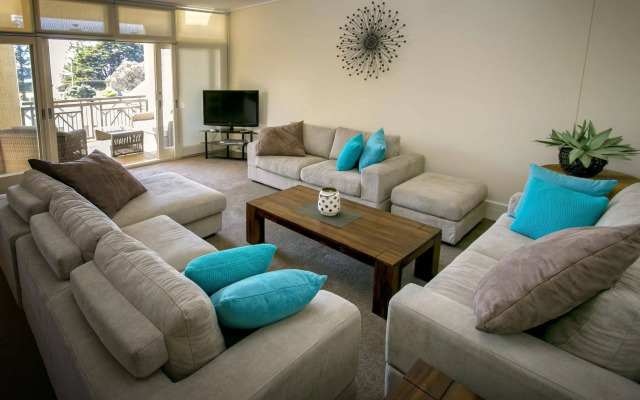 Portsea Village Resort