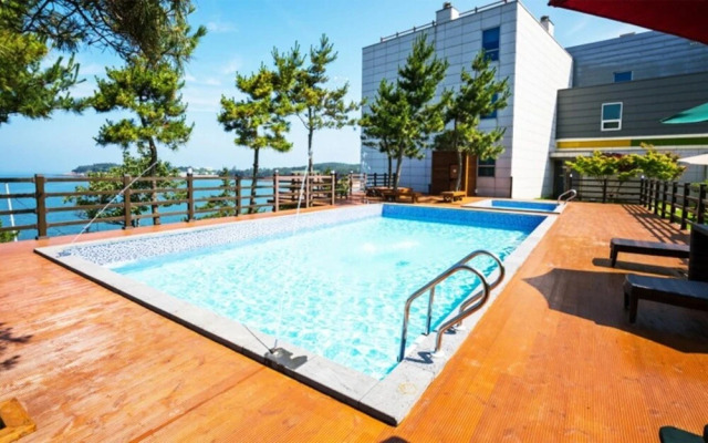 Byeonsan Bada Hotel