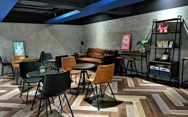 HoLo HOTEL