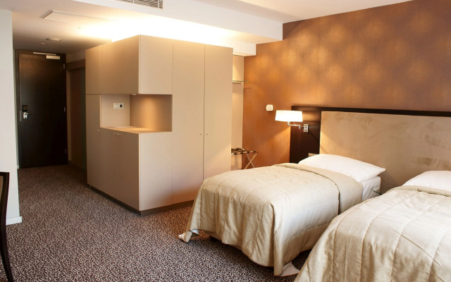 Hotel Avance