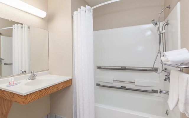 Super 8 Dunbar/Charleston Area