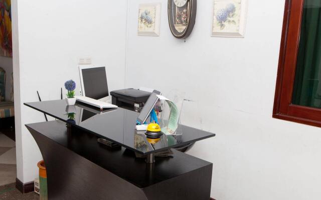 RedDoorz near Gedung Sate