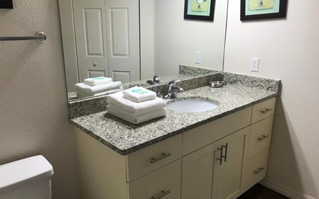 Lucaya Village 3040 #22-101