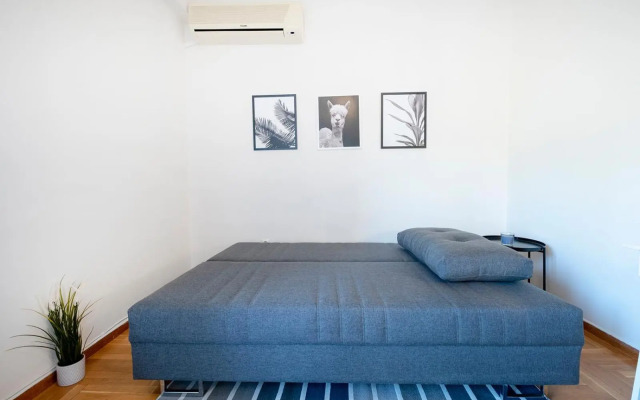 Estia near Acropolis