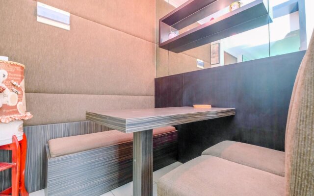 Cozy And Nice 2Br Apartment At Maple Park Sunter