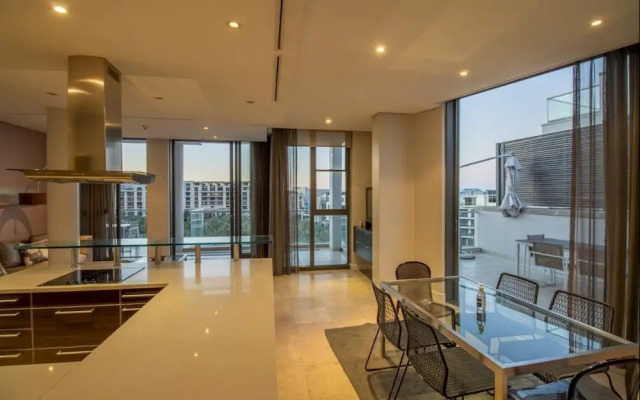The Canal Three Bedroom Pool Duplex Penthouse - 203