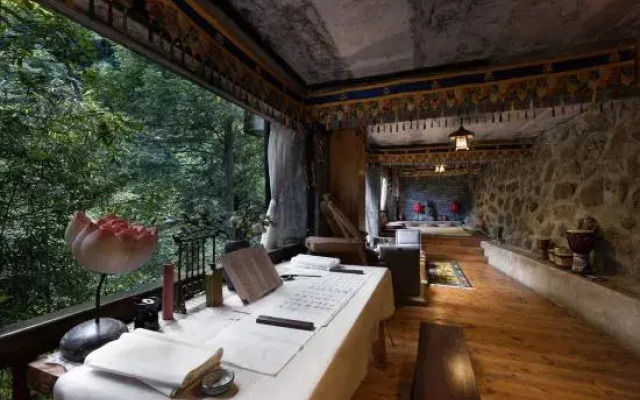 Dujiangyan Qingcheng Back Hill Liaoyuan B&B