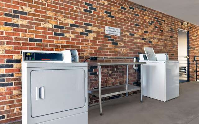 Motel 6 McDonough, GA