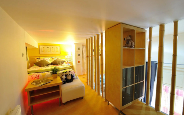 F0D Fruit of the moon