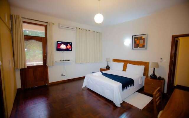 Lidias Guest House
