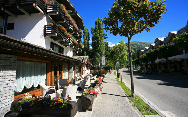 Hotel Les Jumeaux Courmayeur