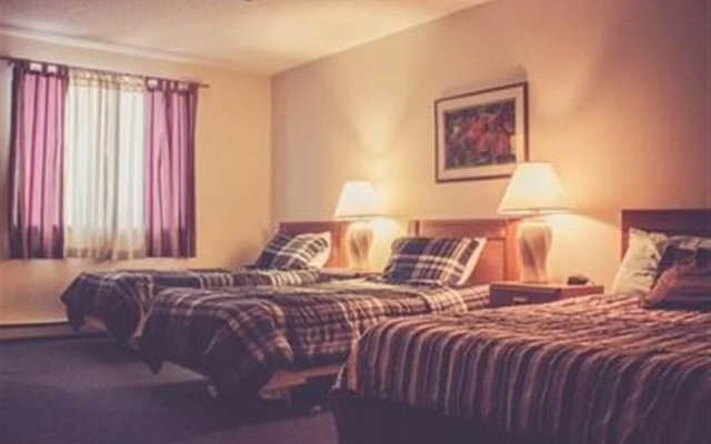 Black River Lodge