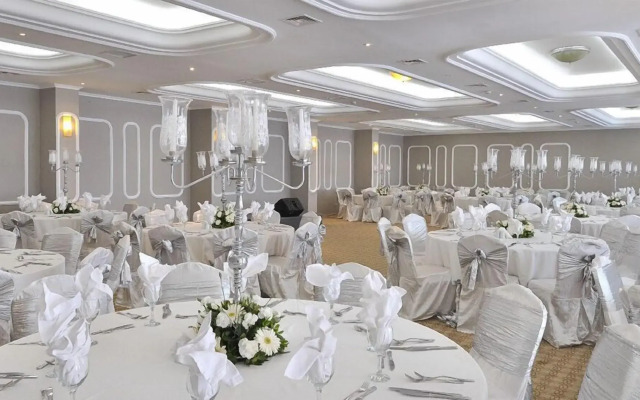 Ladonia Hotels Adakule	