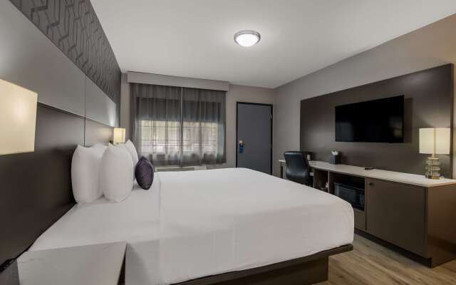 Sunset West Hotel, SureStay Collection by Best Western