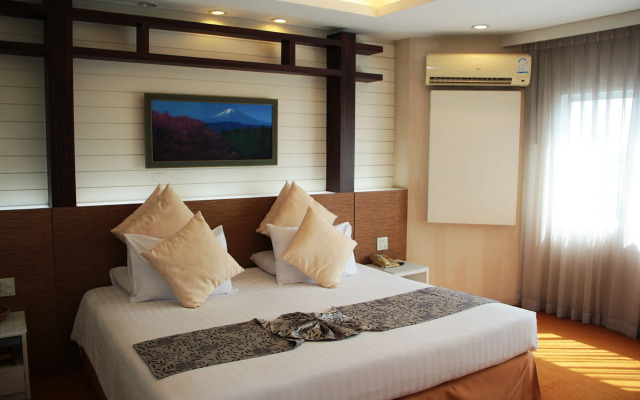 V Verve Service Apartment Hotel