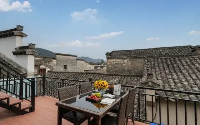 Yike Boutique Hotel