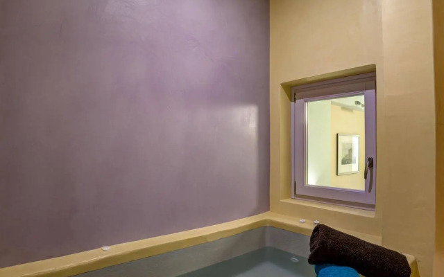 Caldera Apex Suites