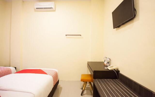 OYO 2361 Hotel Winston