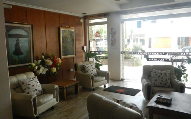 Hotel Piedras