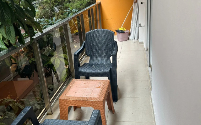 The Nar Suit & Apart