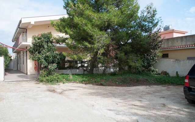 Beautiful 1-bed House in Avola