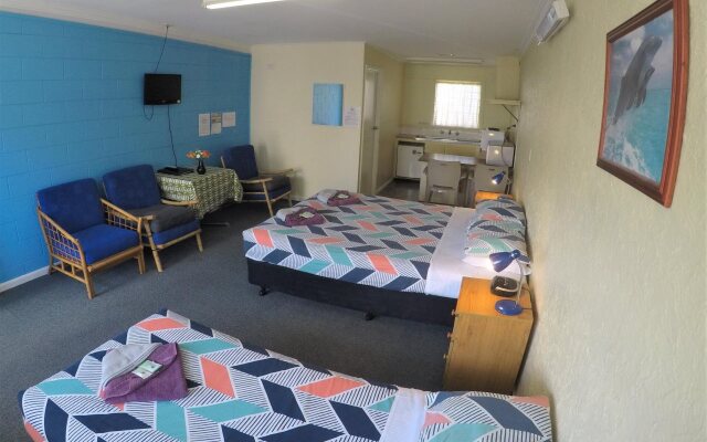 Turn-In Motel