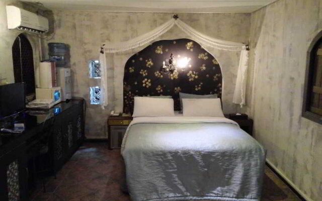 Film 37.2 Hotel