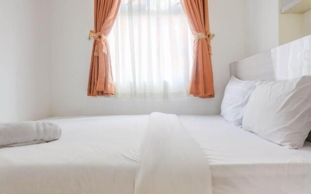 Warm and Cozy 2BR Green Pramuka Apartment near Mall