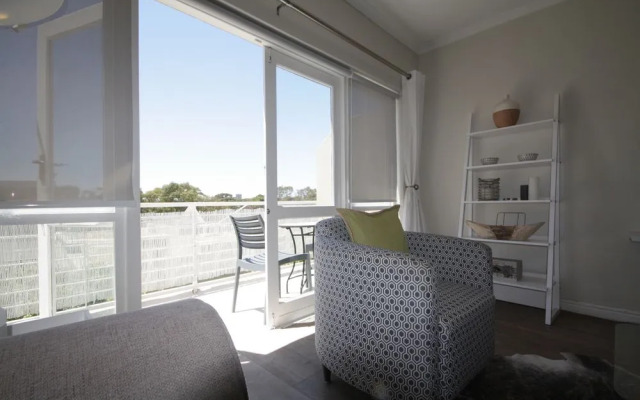 York Mews 14 by CTHA