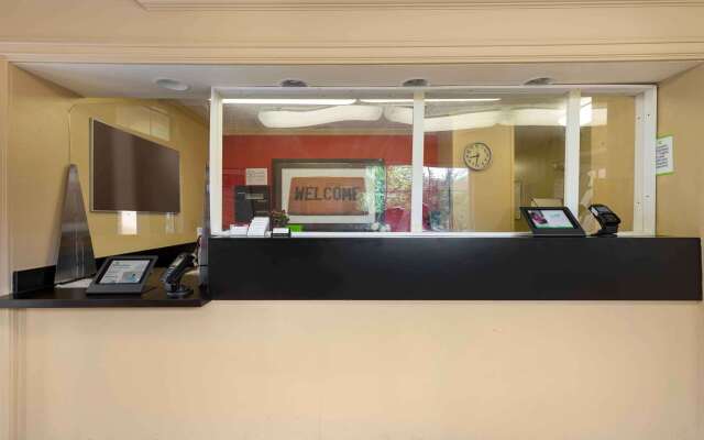 Extended Stay America Select Suites Washington DC Germantown