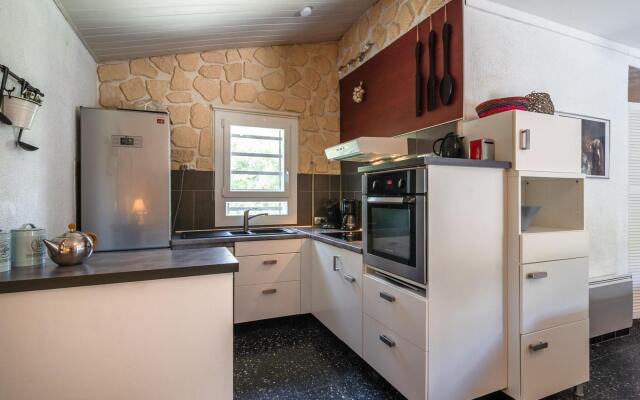 Luring Villa in Pouzols-Minervois with Pool