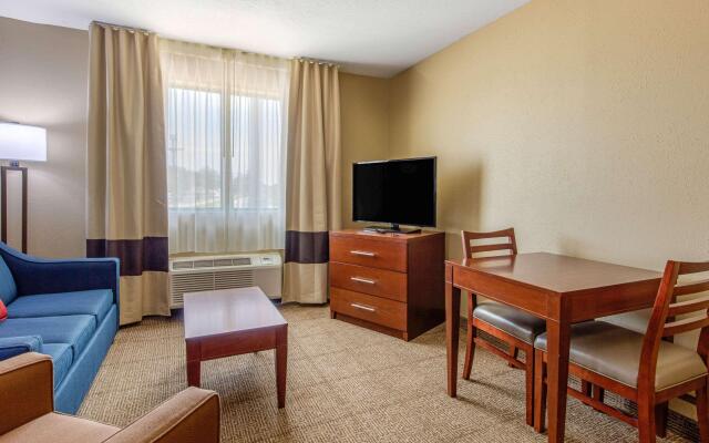 Comfort Inn & Suites