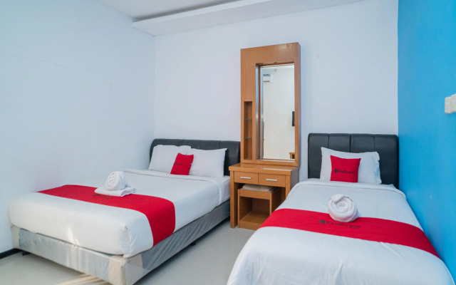 RedDoorz near Jawa Timur Park 2