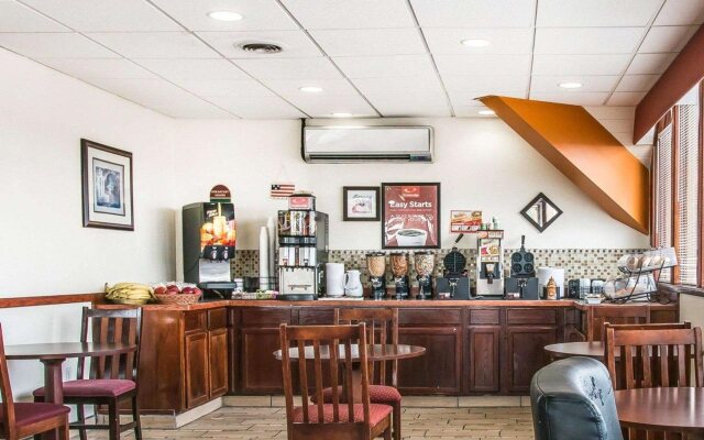 Baymont by Wyndham Bay City